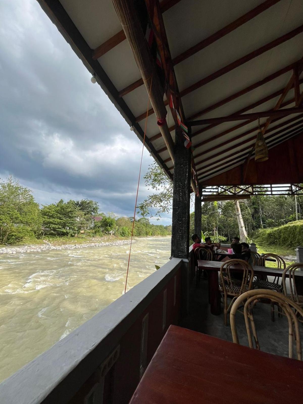 Asim Paris Guesthouse & Jungle Trekking ブキットラワン エクステリア 写真